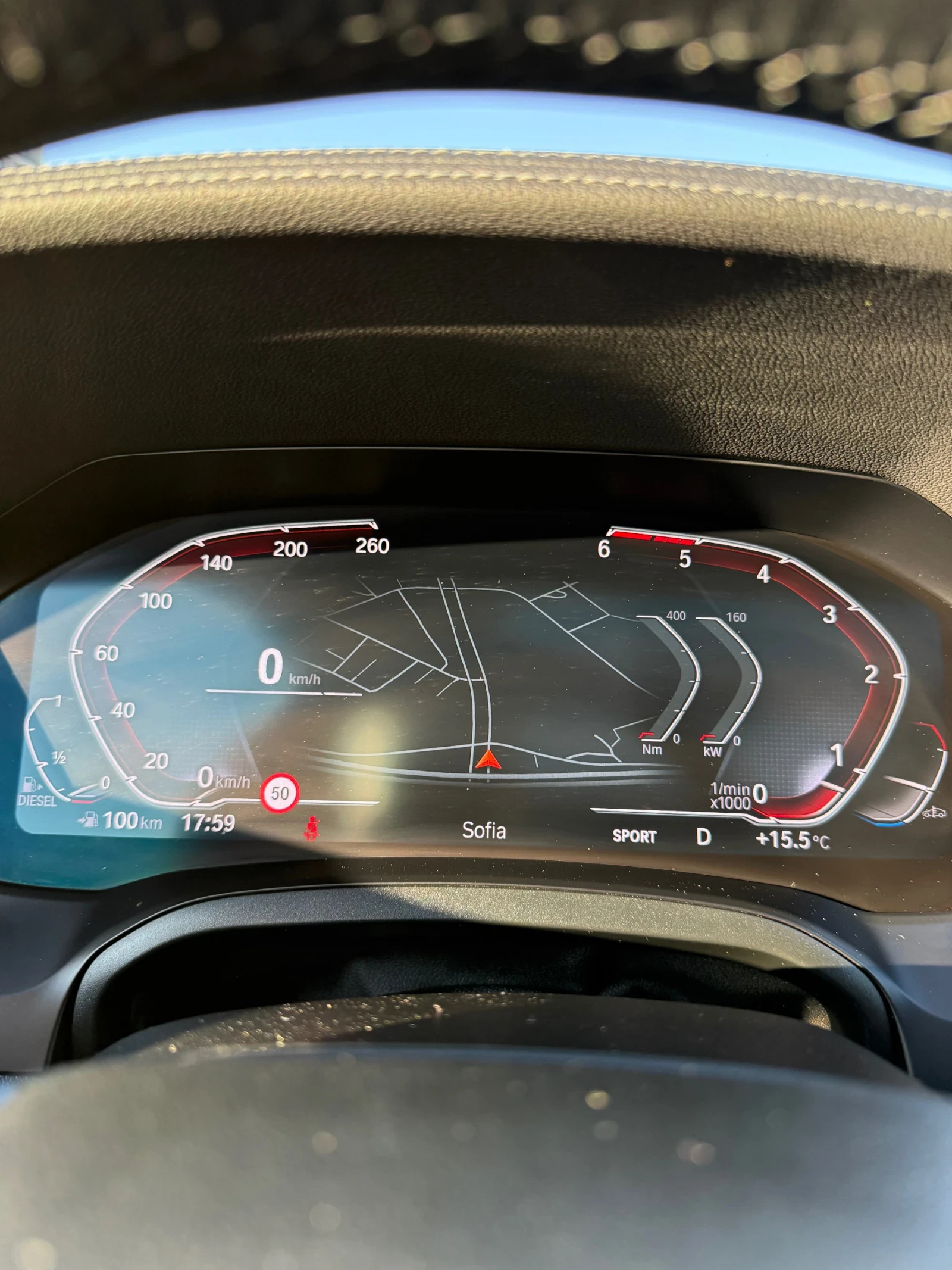 BMW 320 Distronic* Пано* Подгрев* Carplay* Assists, снимка 14 - Автомобили и джипове - 54343751