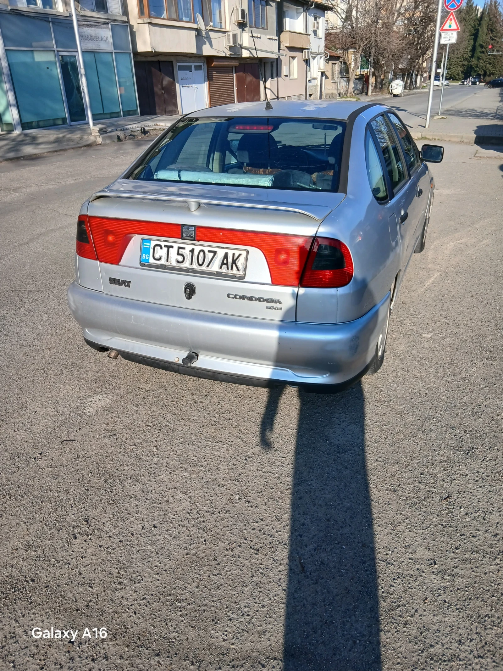 Seat Cordoba Кордоба, снимка 2 - Автомобили и джипове - 54347144