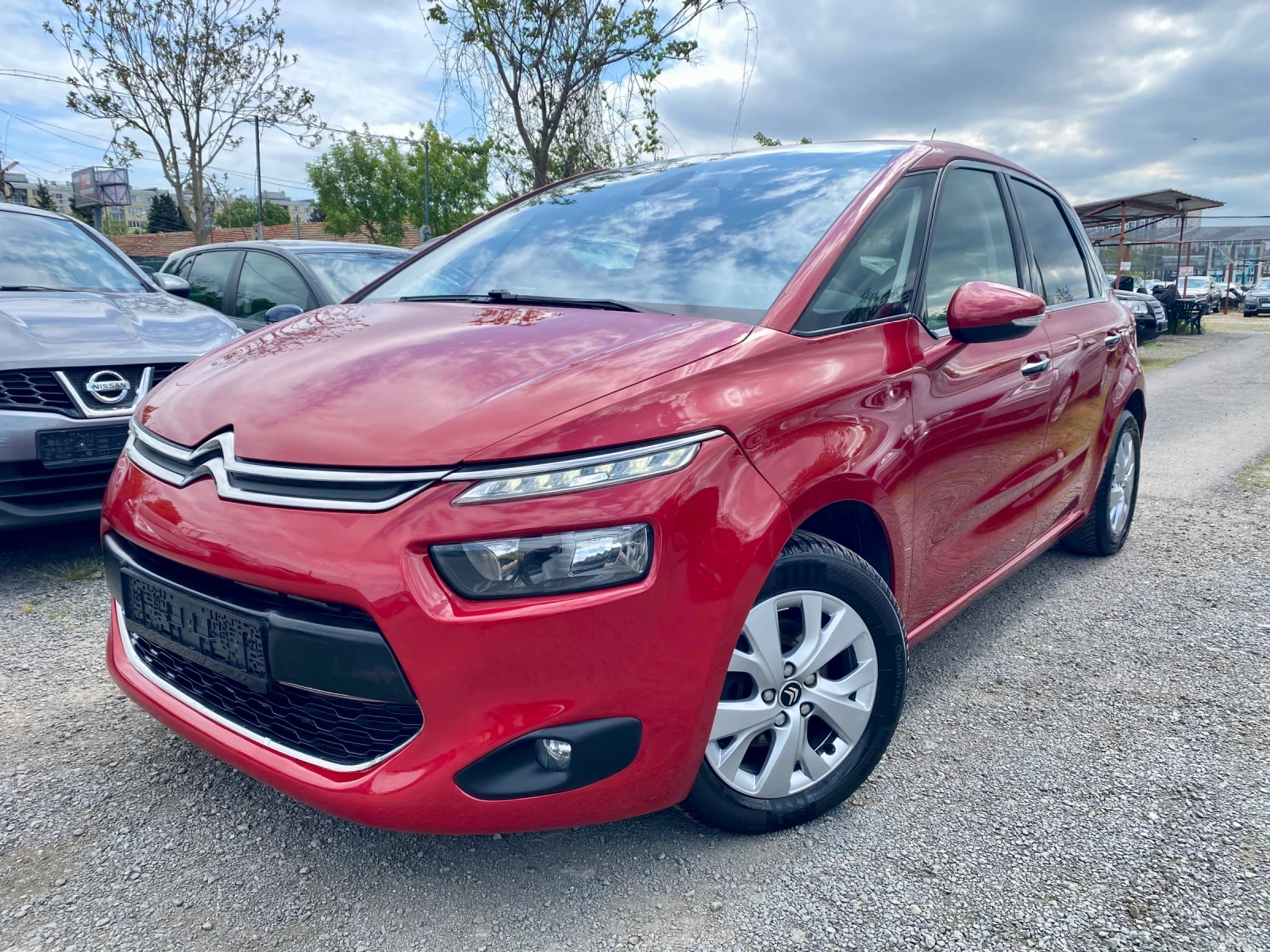 Citroen C4 Picasso, снимка 2 - Автомобили и джипове - 54555343