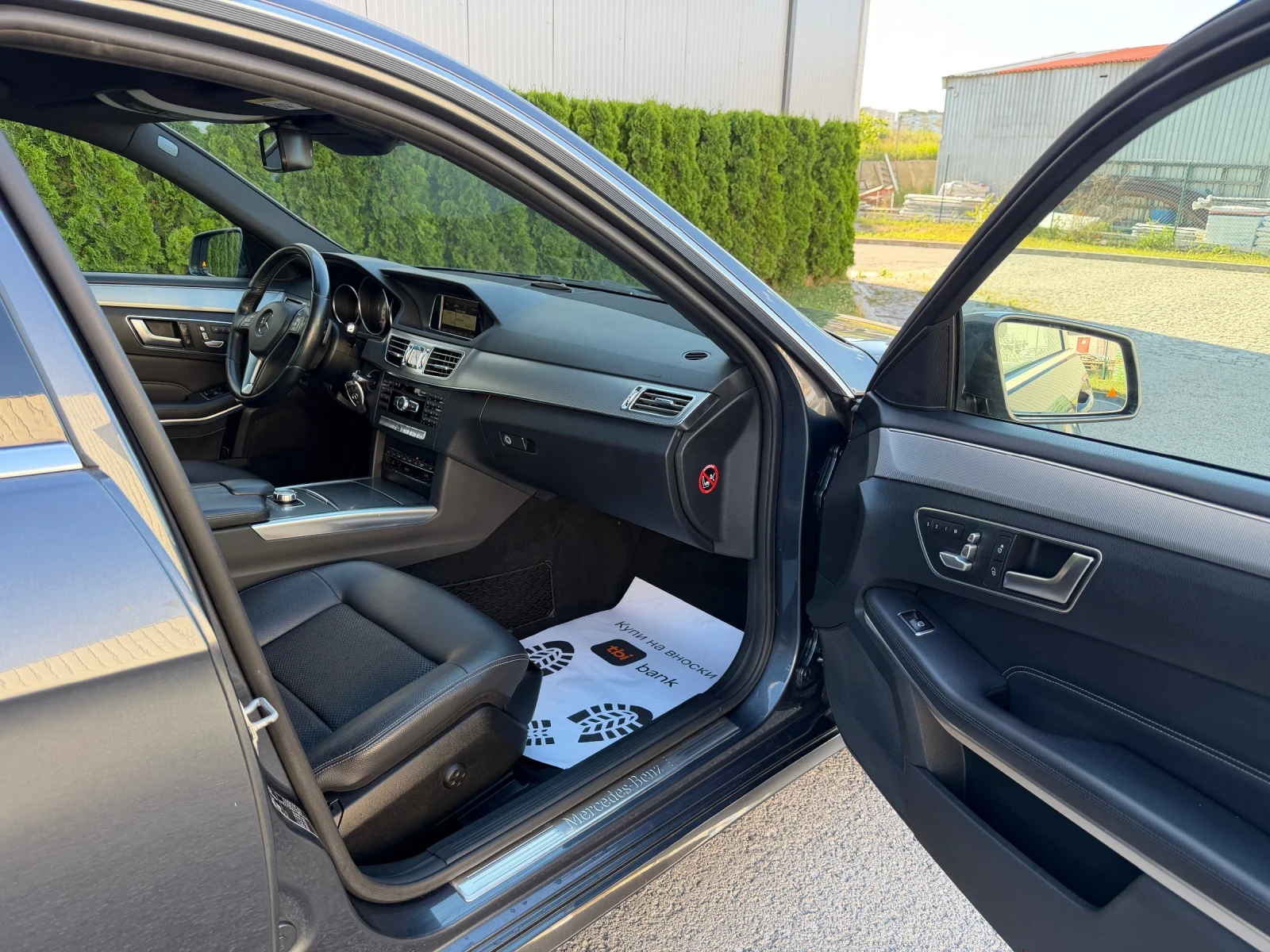 Mercedes-Benz E 220 cdi 170k.c* ACC* LineAssist* Памет* ЛИЗИНГ* , снимка 12 - Автомобили и джипове - 54932367
