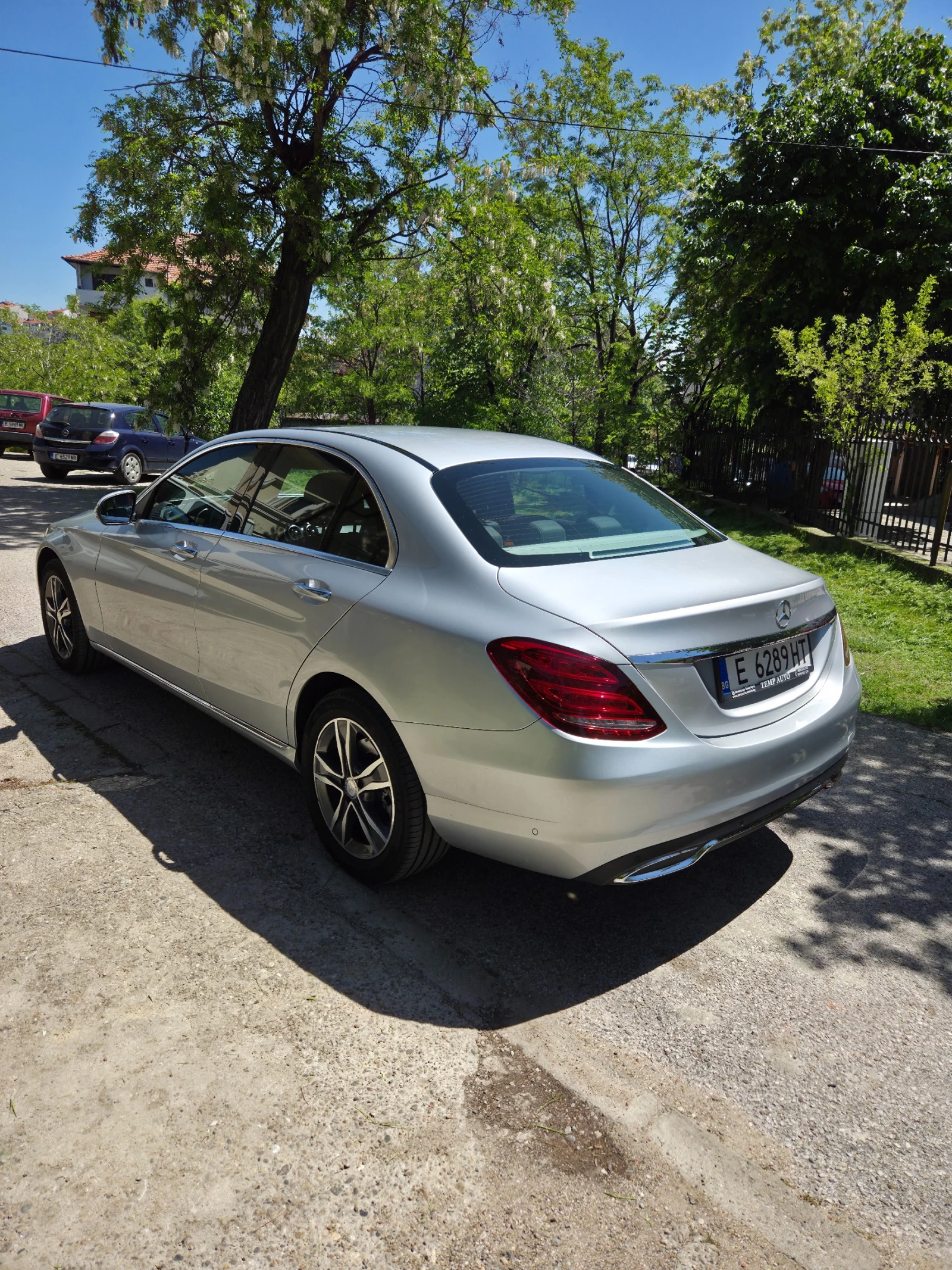 Mercedes-Benz C 250 4 MATIC, снимка 6 - Автомобили и джипове - 54989129