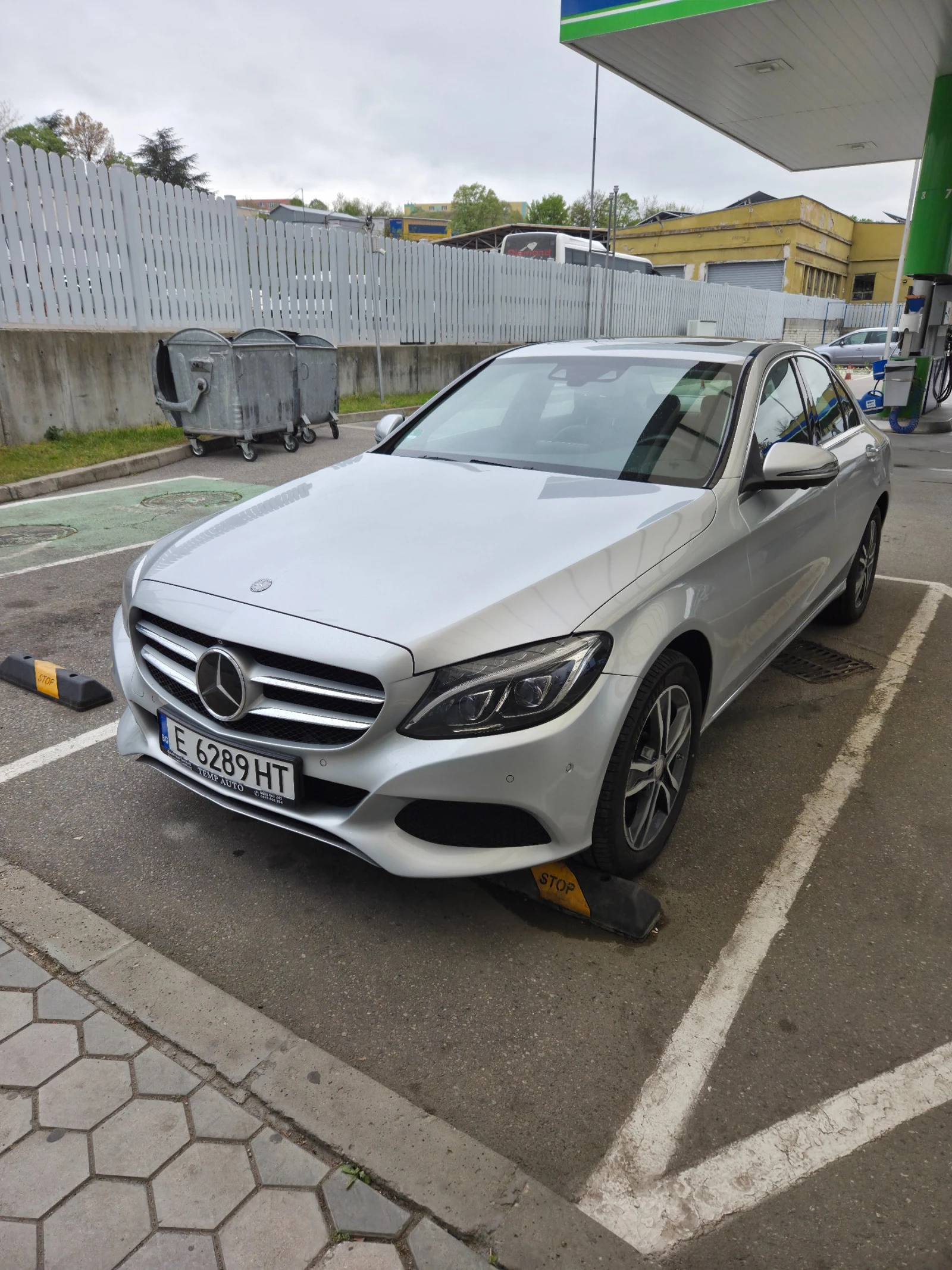 Mercedes-Benz C 250 4 MATIC, снимка 3 - Автомобили и джипове - 54989129
