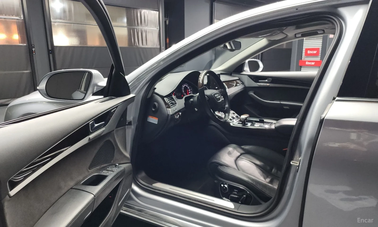 Audi A8 4.0TFSI* FULL* MATRIX* TELEVIZORI* OBDUX* PODGREV*, снимка 10 - Автомобили и джипове - 55062769