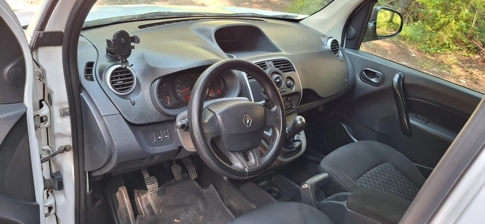 Renault Kangoo, снимка 9 - Автомобили и джипове - 55338590