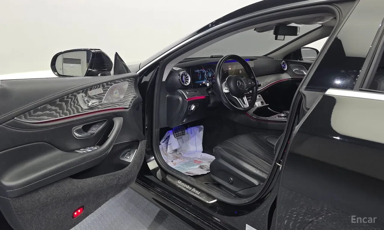 Mercedes-Benz CLS 400 * BURMERSTER* ОБДУХ* ПОДГРЕВ* HUD* 360VIEW, снимка 6 - Автомобили и джипове - 55752517