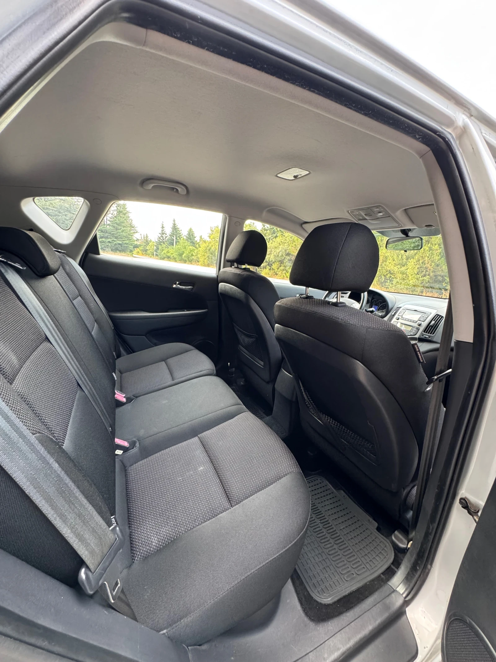 Hyundai I30, снимка 15 - Автомобили и джипове - 55836744