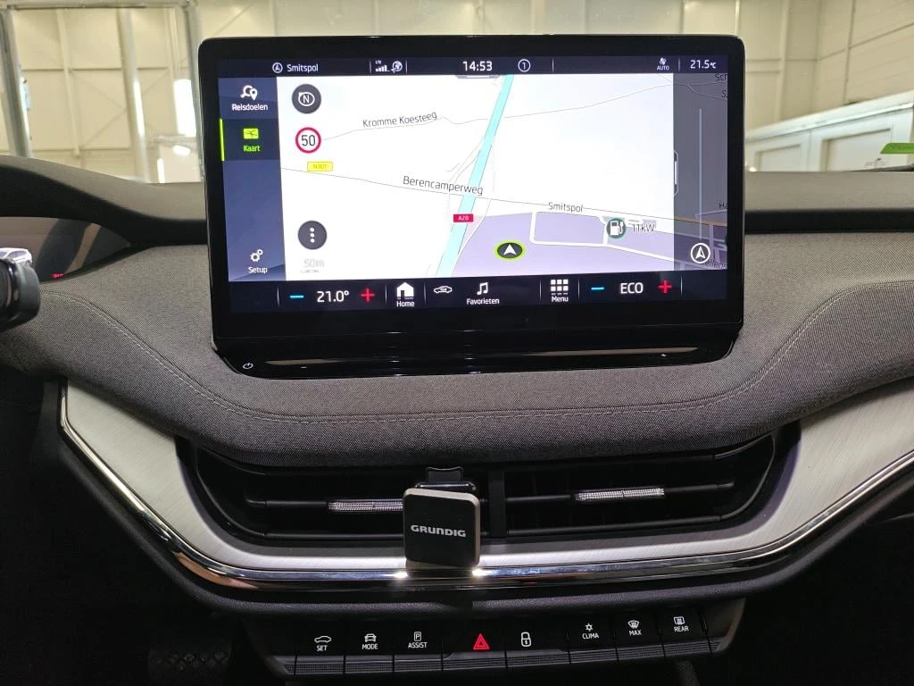 Skoda Enyaq iV 80 Leather Keyless LED Navi 94% SoH, снимка 12 - Автомобили и джипове - 56323041