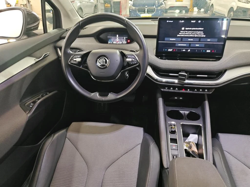 Skoda Enyaq iV 80 Leather Keyless LED Navi 94% SoH, снимка 9 - Автомобили и джипове - 56323041