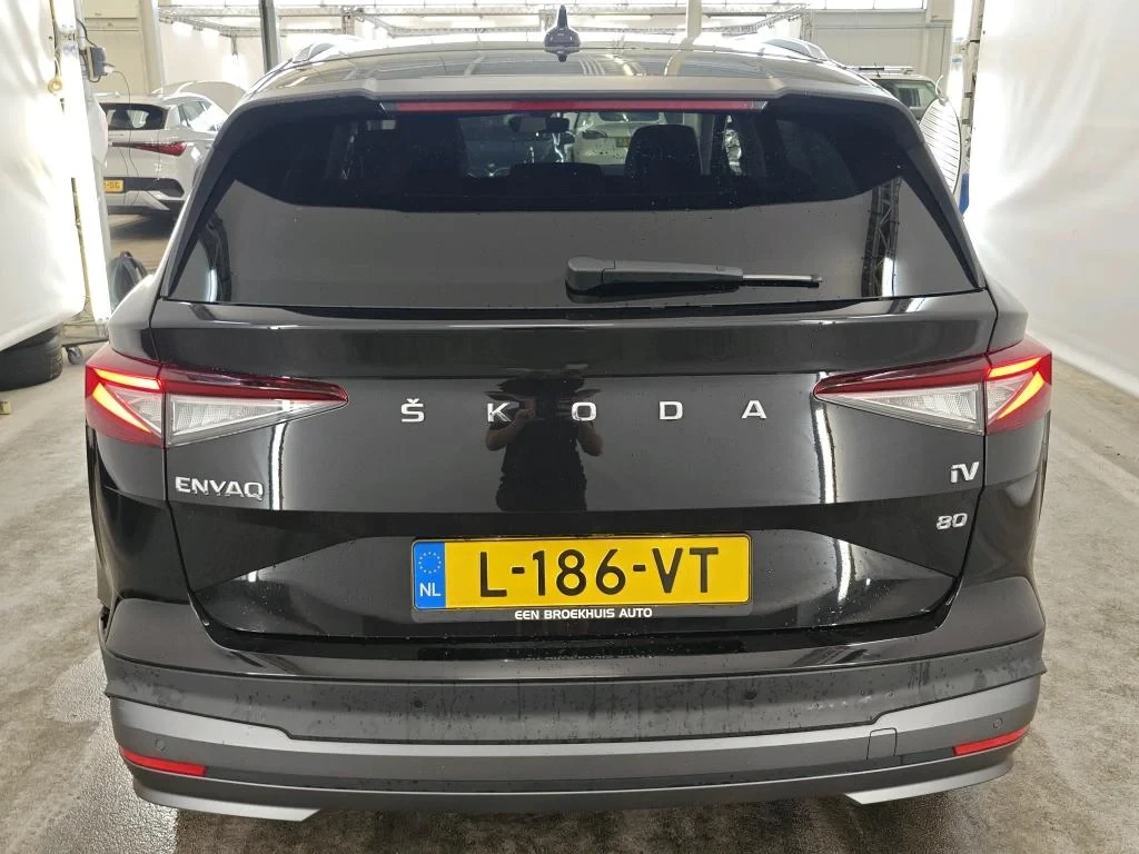 Skoda Enyaq iV 80 Leather Keyless LED Navi 94% SoH, снимка 6 - Автомобили и джипове - 56323041