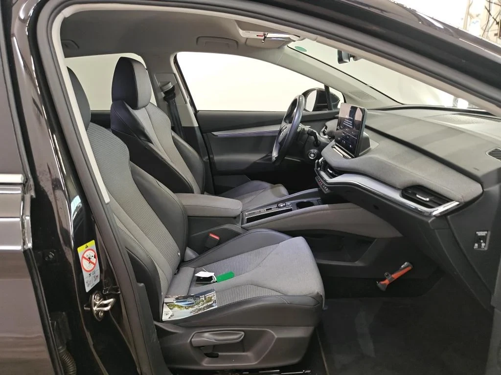Skoda Enyaq iV 80 Leather Keyless LED Navi 94% SoH, снимка 7 - Автомобили и джипове - 56323041