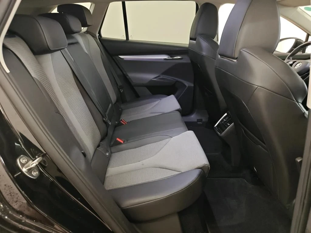 Skoda Enyaq iV 80 Leather Keyless LED Navi 94% SoH, снимка 8 - Автомобили и джипове - 56323041