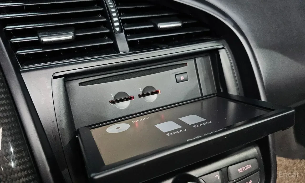 Audi R8 5.2* V10* SPYDER* , снимка 10 - Автомобили и джипове - 56370579