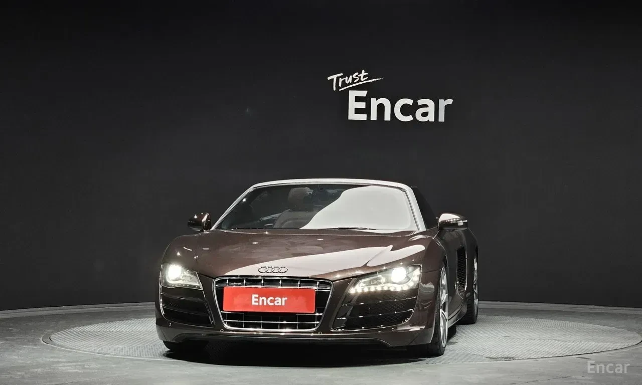Audi R8 5.2* V10* SPYDER* , снимка 3 - Автомобили и джипове - 56370579