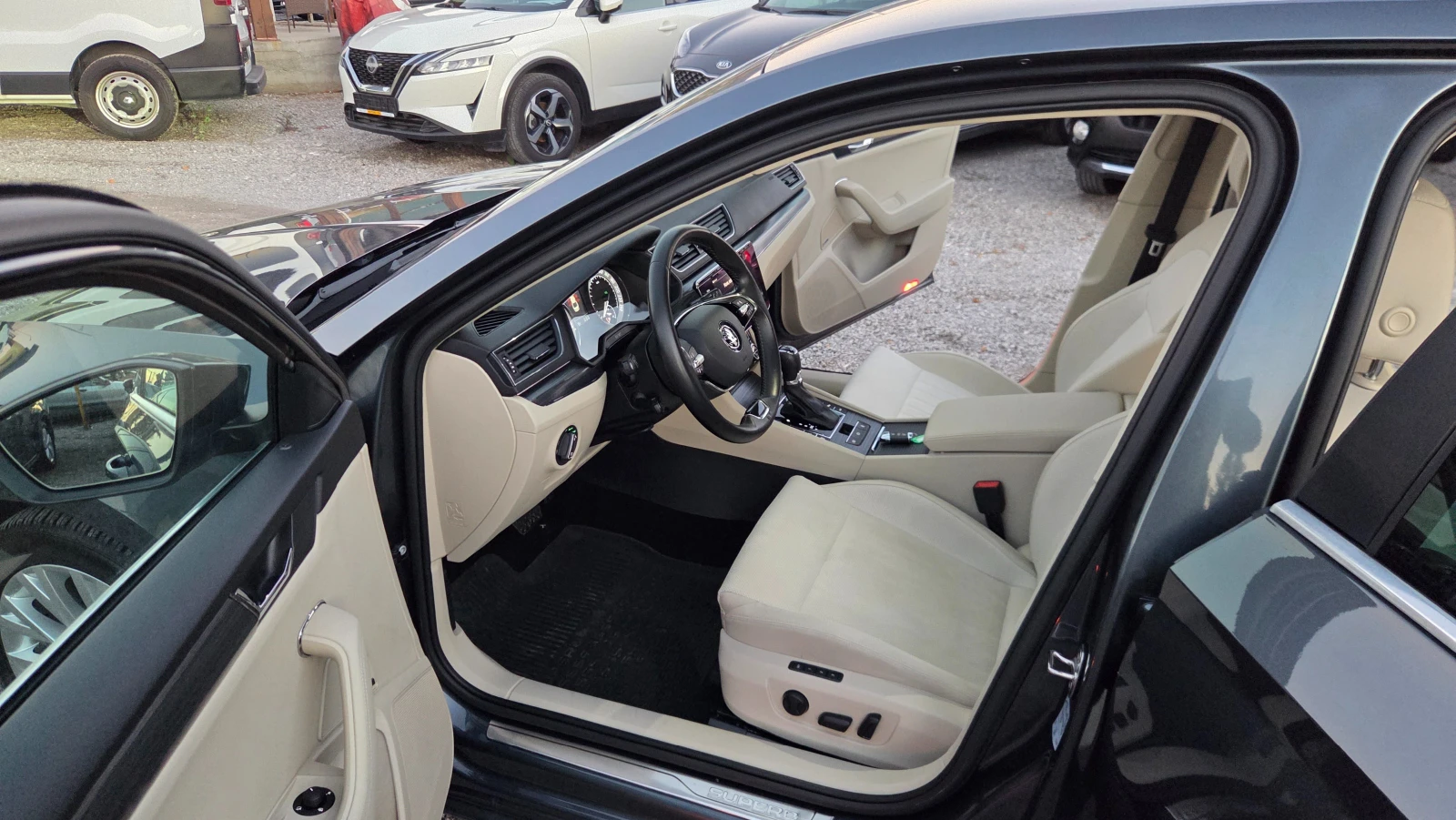 Skoda Superb 2.0 TSi 4x4 DSG | Mobile.bg � ����������� 9