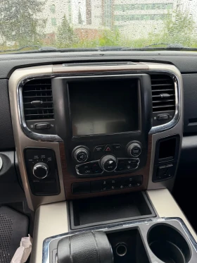 Dodge RAM 1500 5.7 Hemi Laramie, снимка 13