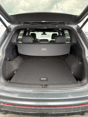 VW Tiguan R-Line Black 4Motion * CARFAX* ОПЦИЯ ЗА ФИНАНСИРАН, снимка 11