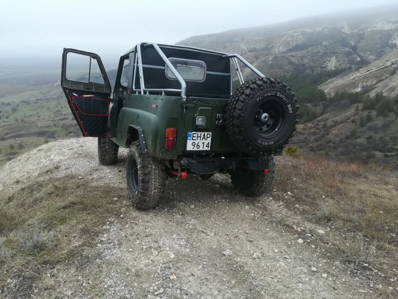 Uaz 469 Товарен, снимка 13 - Автомобили и джипове - 47395750