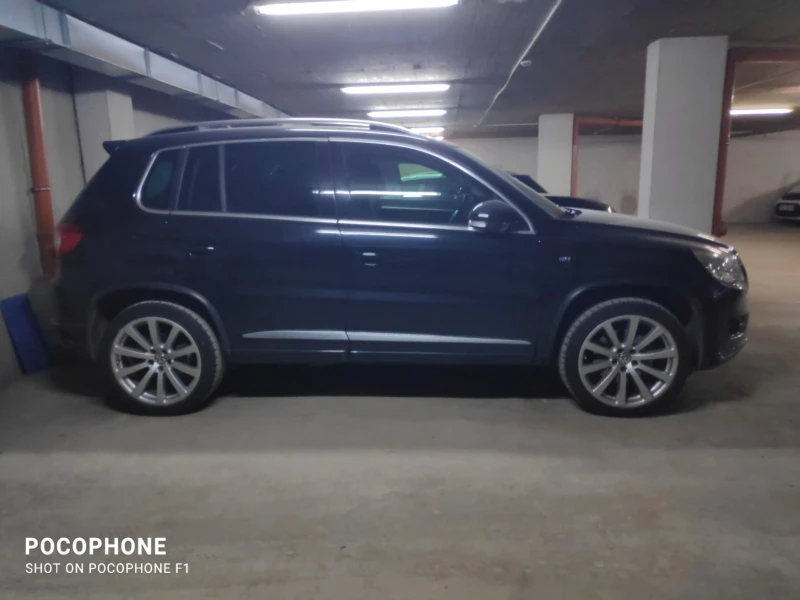 VW Tiguan 2.0 TDI R- line, снимка 2 - Автомобили и джипове - 47399928