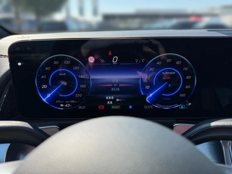 Mercedes-Benz EQB 300 4-MATIC/AMG/FACELIFT/CAMERA/LED/7-МЕСТЕН/, снимка 9 - Автомобили и джипове - 51275896