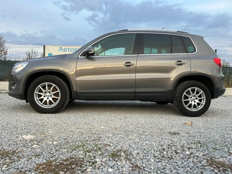VW Tiguan 2.0TDi/4x4/140K.C./6 СКОРОСТИ, снимка 5 - Автомобили и джипове - 52286048