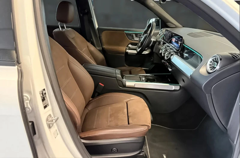 Mercedes-Benz GLB 200d 4Matic AMG Line, снимка 8 - Автомобили и джипове - 52615560