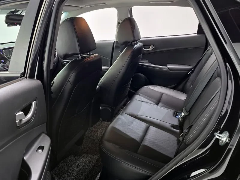 Hyundai Kona 1.6T, снимка 11 - Автомобили и джипове - 54257082