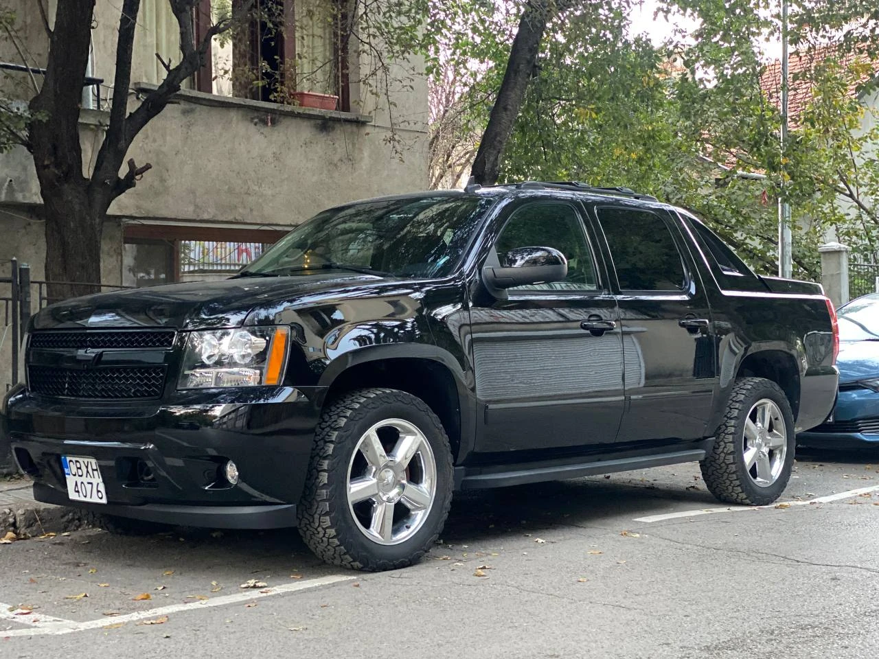 Chevrolet Avalanche  LTZ Black Diamond - изображение 3
