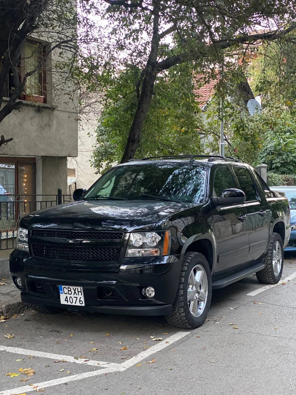 Chevrolet Avalanche  LTZ Black Diamond - изображение 2