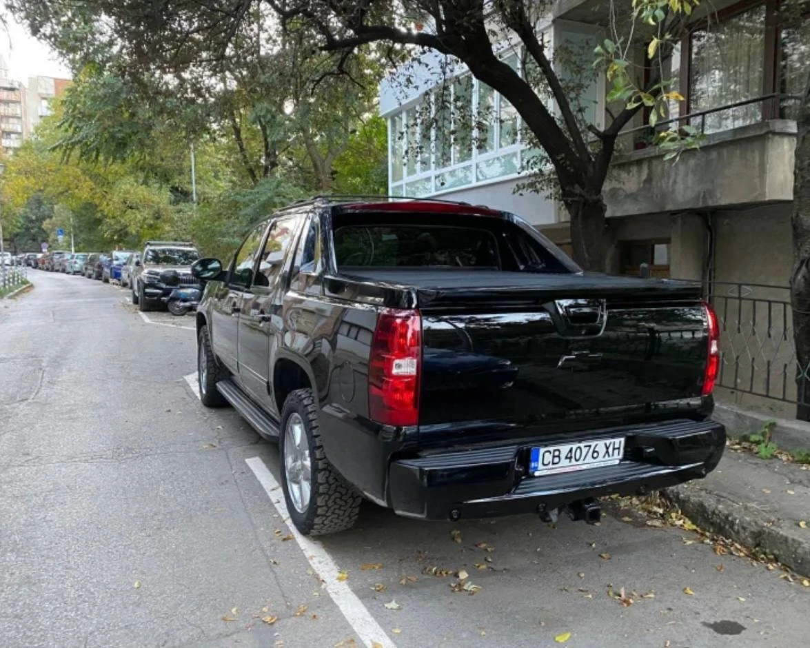 Chevrolet Avalanche  LTZ Black Diamond, снимка 4 - Автомобили и джипове - 53959330