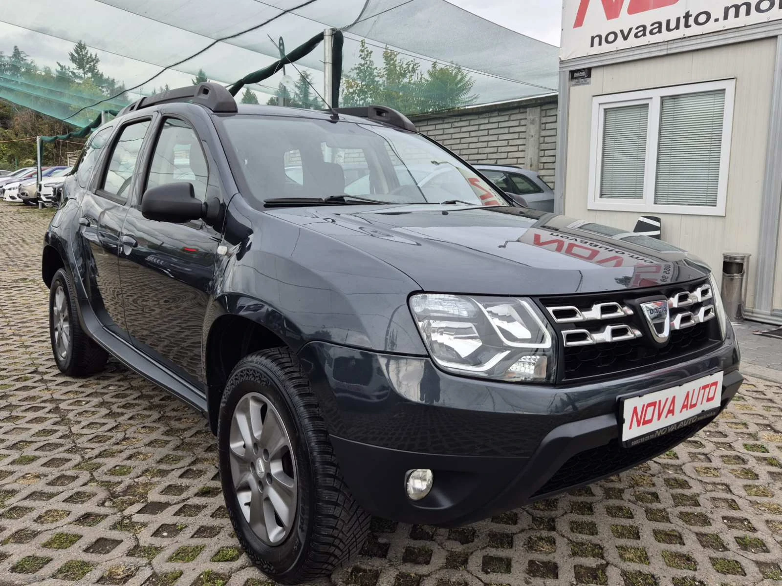 Dacia Duster 1.6i-FACE LIFT-177.000км-СУПЕР СЪСТОЯНИЕ - изображение 5