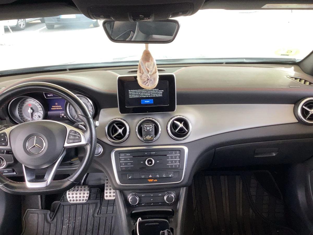 Mercedes-Benz GLA 220 * AMG * Line * първоначална вноска - изображение 9