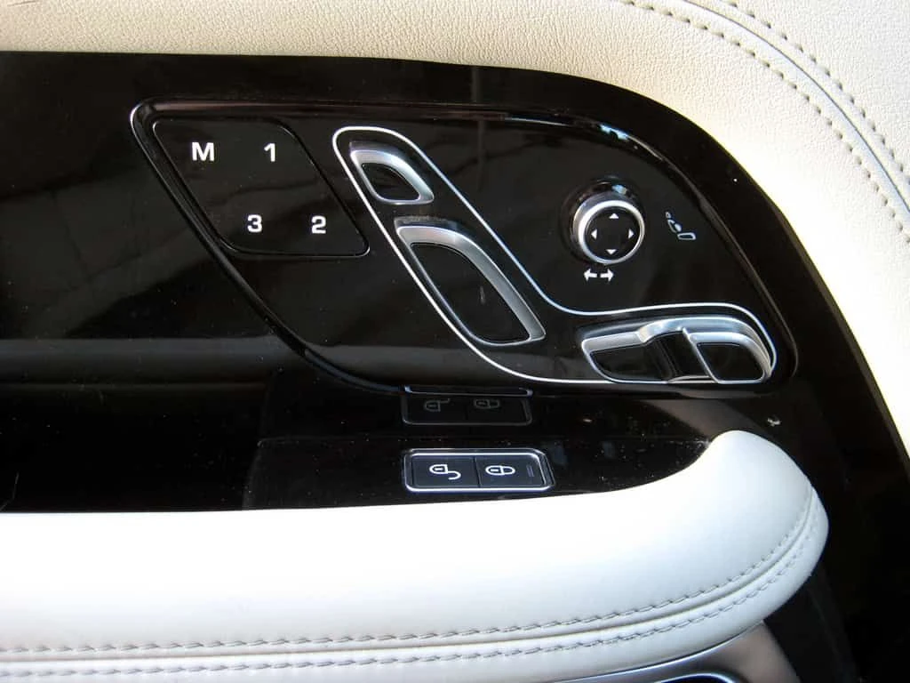 Land Rover Range rover * TD6 DIESEL+ CARFAX CLEAN+ FULL DEALER SERVICE *  | Mobile.bg � ����������� 17