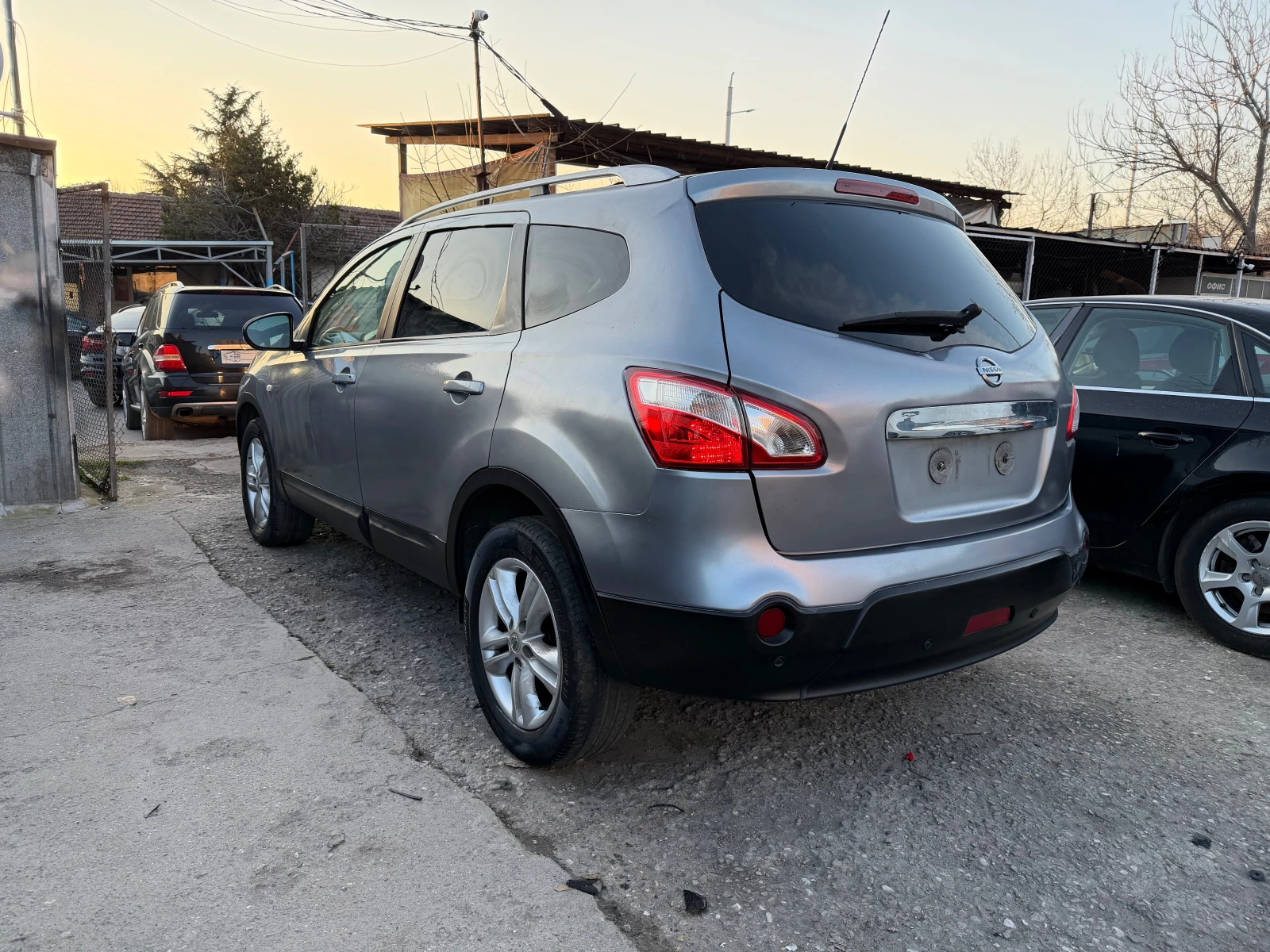 Nissan Qashqai + 2 2.0DCI 150HP 6 SPEED 4WD FACE PANORAMA 2012G  - изображение 6