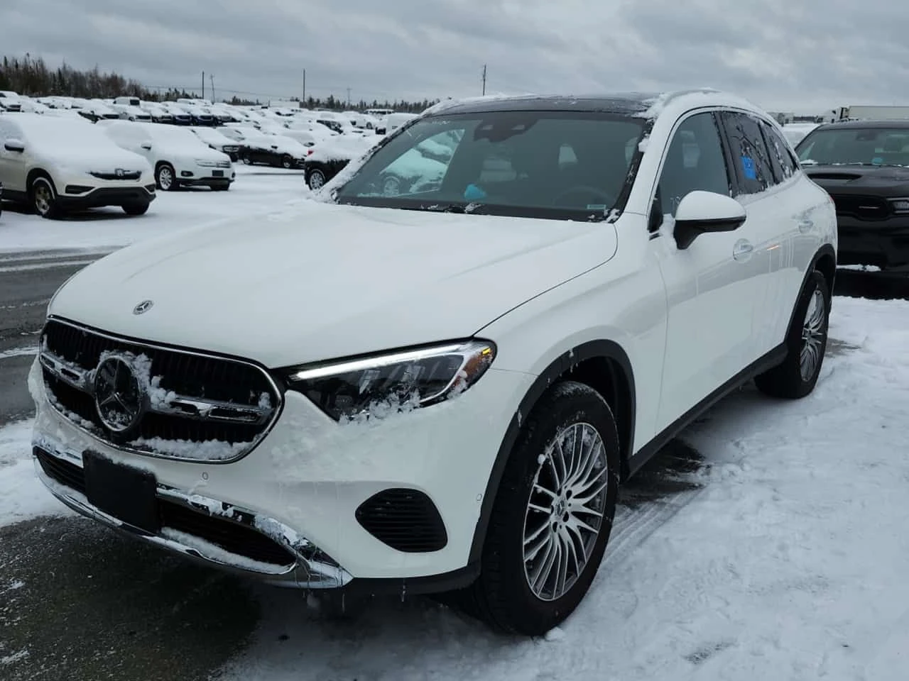 Mercedes-Benz GLC 300 CARFAX/ПАНОРАМА/ДИСТРОНИК | Auto.bg — изображение 1