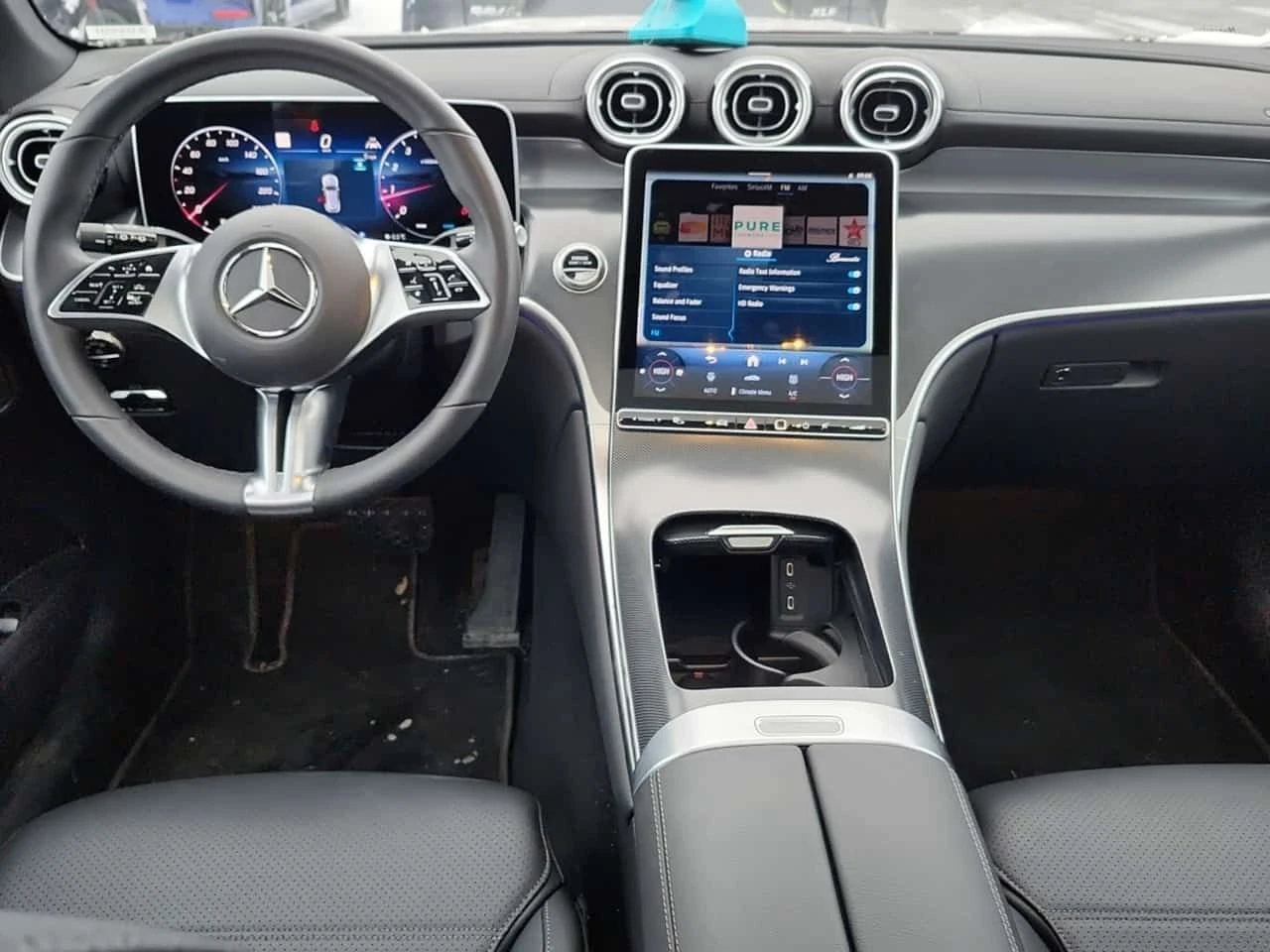 Mercedes-Benz GLC 300 CARFAX/ПАНОРАМА/ДИСТРОНИК, снимка 8 - Автомобили и джипове - 54084619