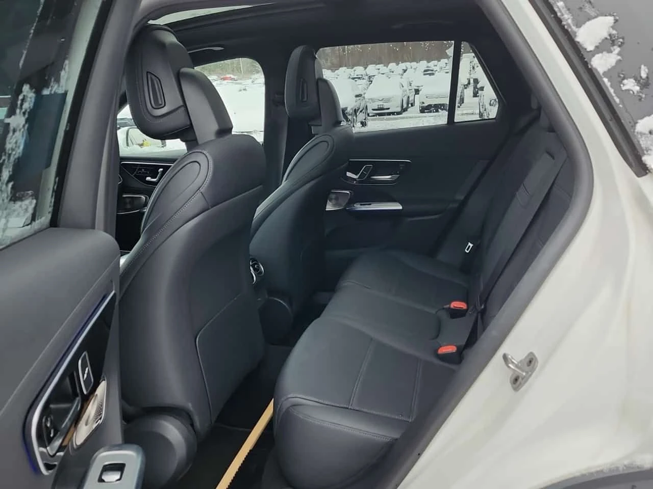 Mercedes-Benz GLC 300 CARFAX/ПАНОРАМА/ДИСТРОНИК, снимка 10 - Автомобили и джипове - 54084619