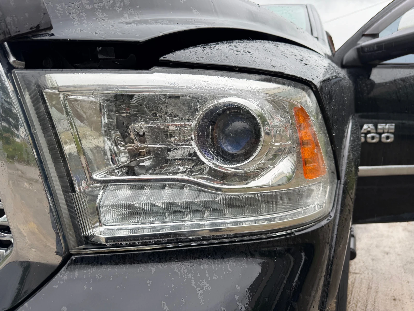 Dodge RAM 1500 5.7 Hemi Laramie, снимка 17 - Автомобили и джипове - 54371163