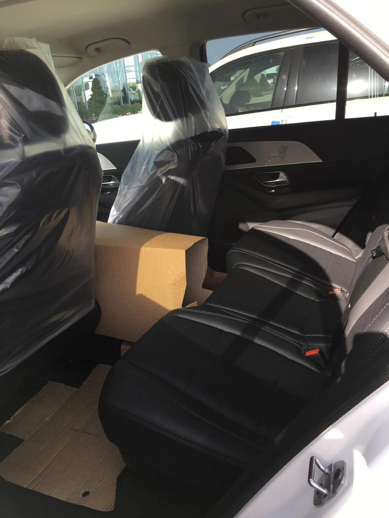 Mercedes-Benz GLE 400 GLE400D AMG 6+ 1, снимка 14 - Автомобили и джипове - 55091977