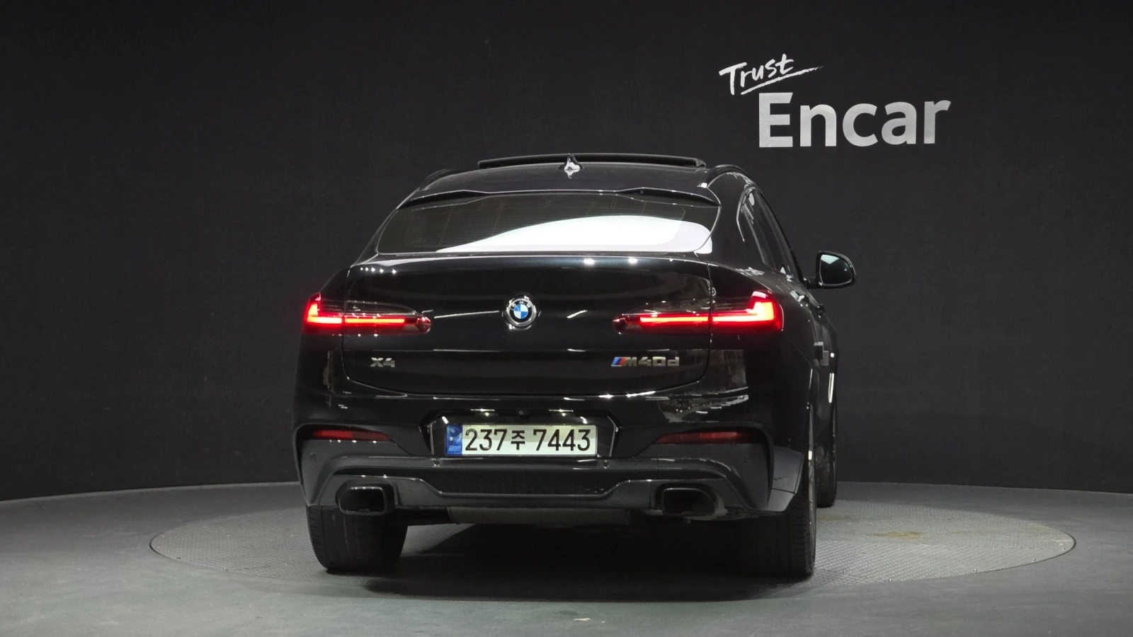 BMW X4 xDrive M40d | HUD | 360  Камера | DISTRONIC, снимка 4 - Автомобили и джипове - 55105703
