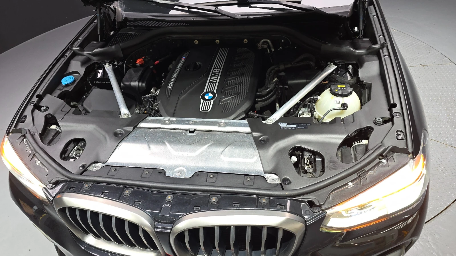 BMW X4 xDrive M40d | HUD | 360  Камера | DISTRONIC, снимка 5 - Автомобили и джипове - 55105703