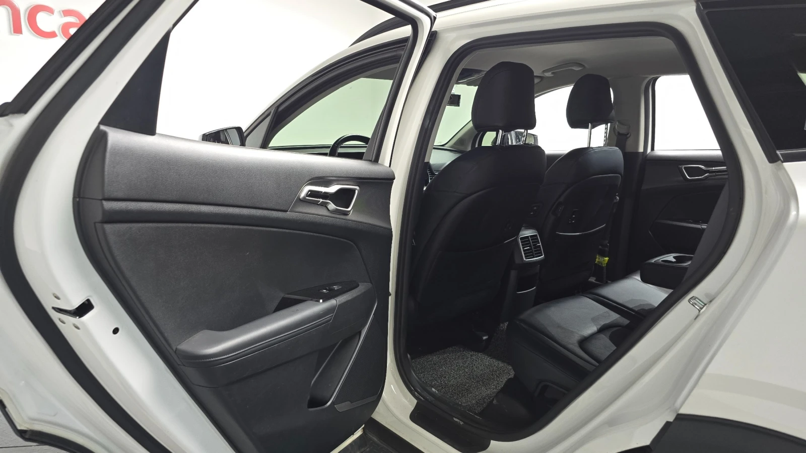 Kia Sportage 2.0 Diesel Noblesse Gravity, снимка 9 - Автомобили и джипове - 55610783