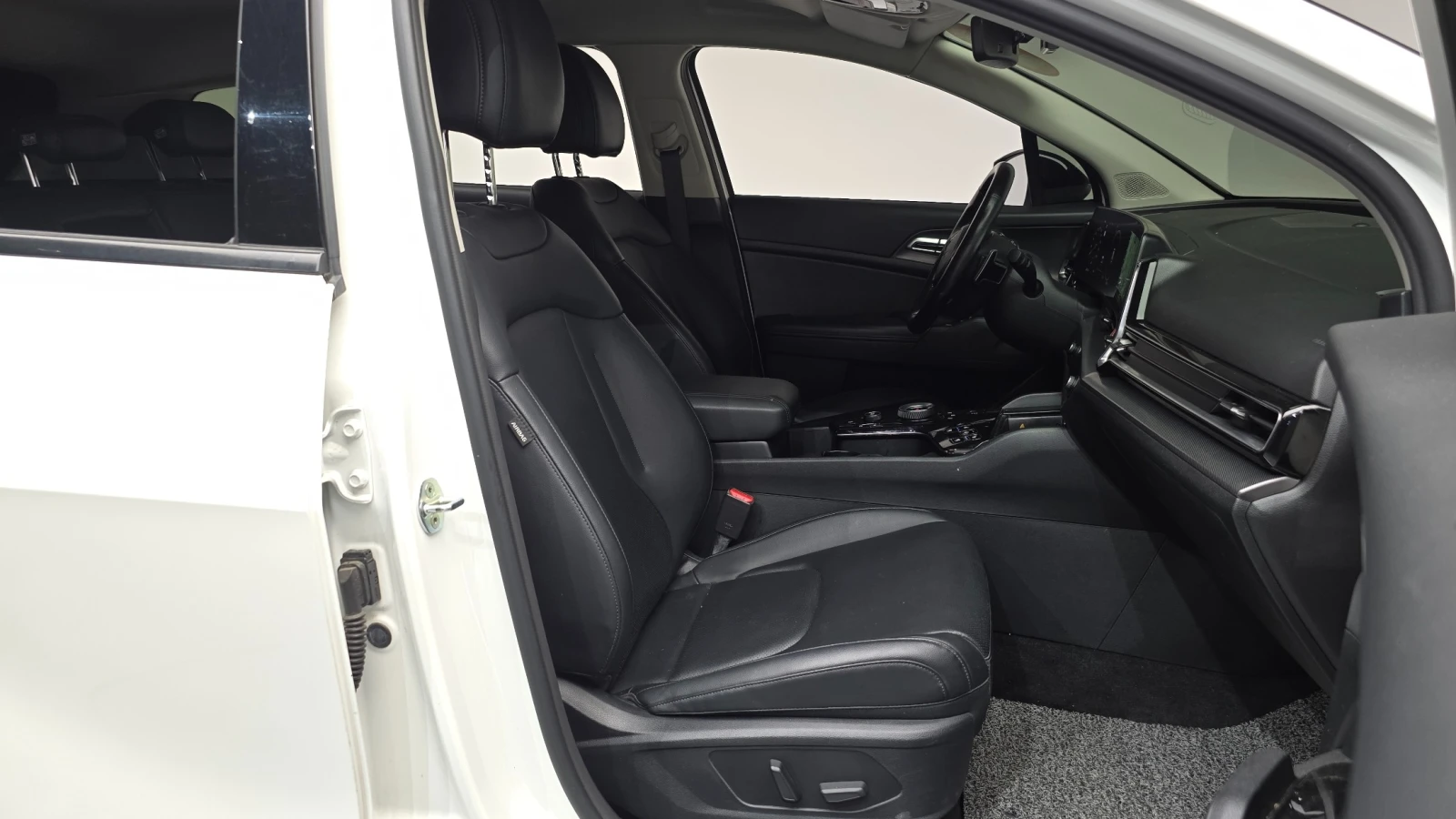 Kia Sportage 2.0 Diesel Noblesse Gravity, снимка 10 - Автомобили и джипове - 55610783