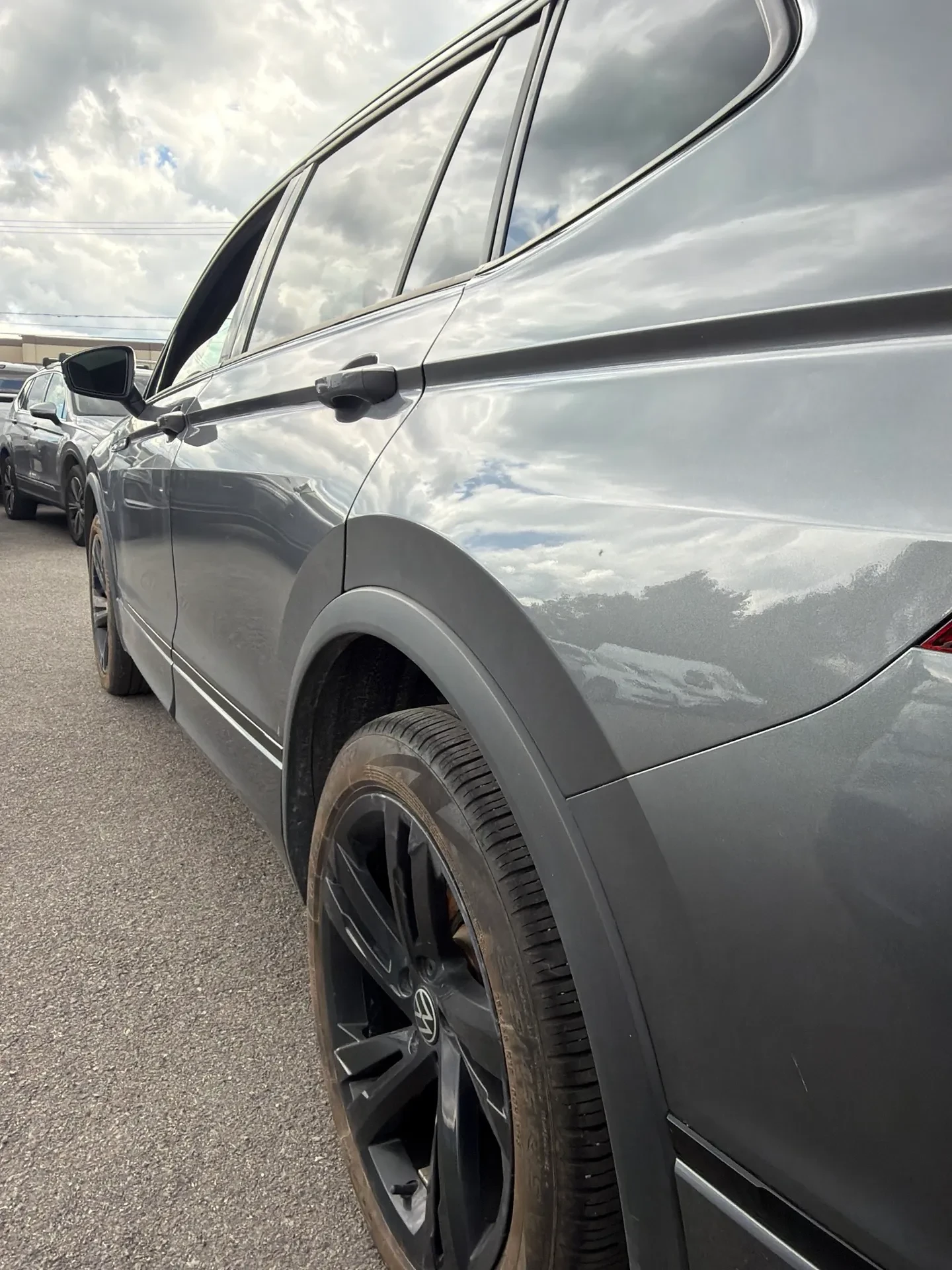 VW Tiguan R-Line Black 4Motion * CARFAX* ����� �� ���������� | Mobile.bg � ����������� 3