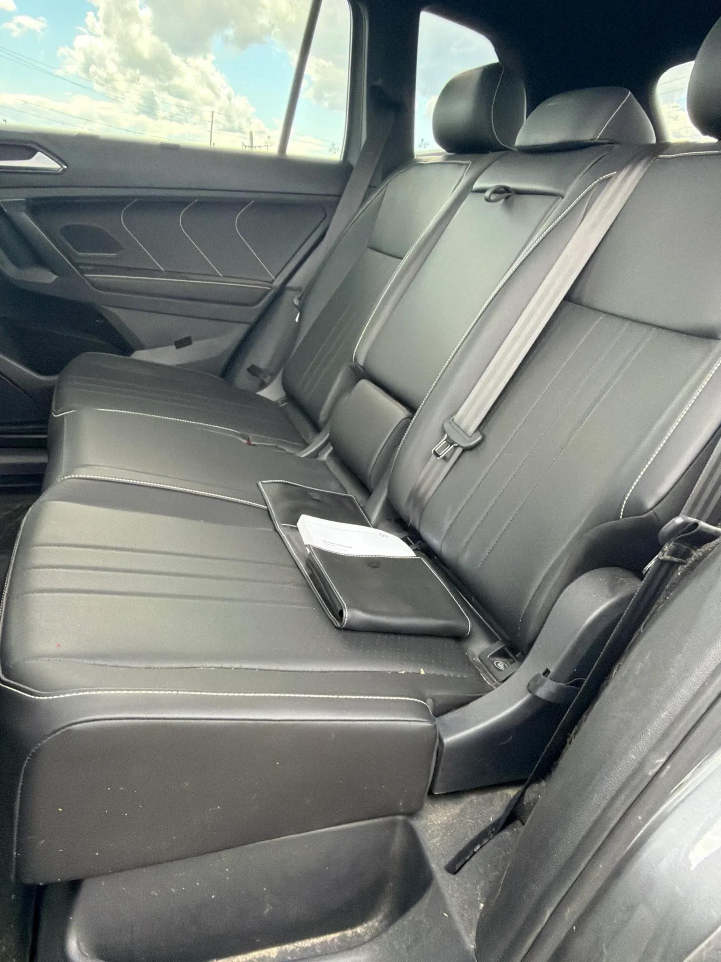 VW Tiguan R-Line Black 4Motion * CARFAX* ����� �� ���������� | Mobile.bg � ����������� 10