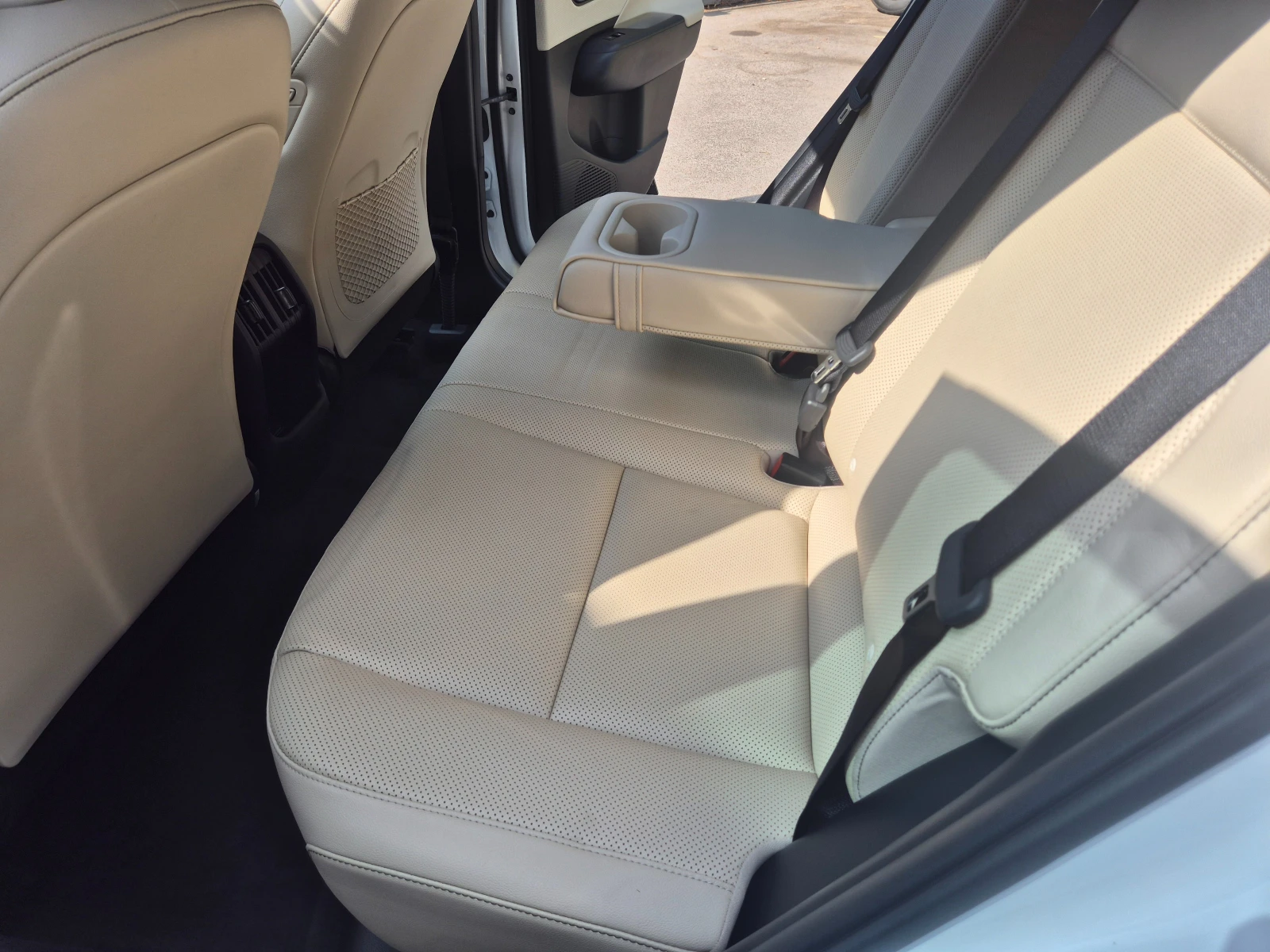 Hyundai Kona 1.6 T 198 к.с. Inspiration 4x2 наличен в БГ, снимка 6 - Автомобили и джипове - 55835839