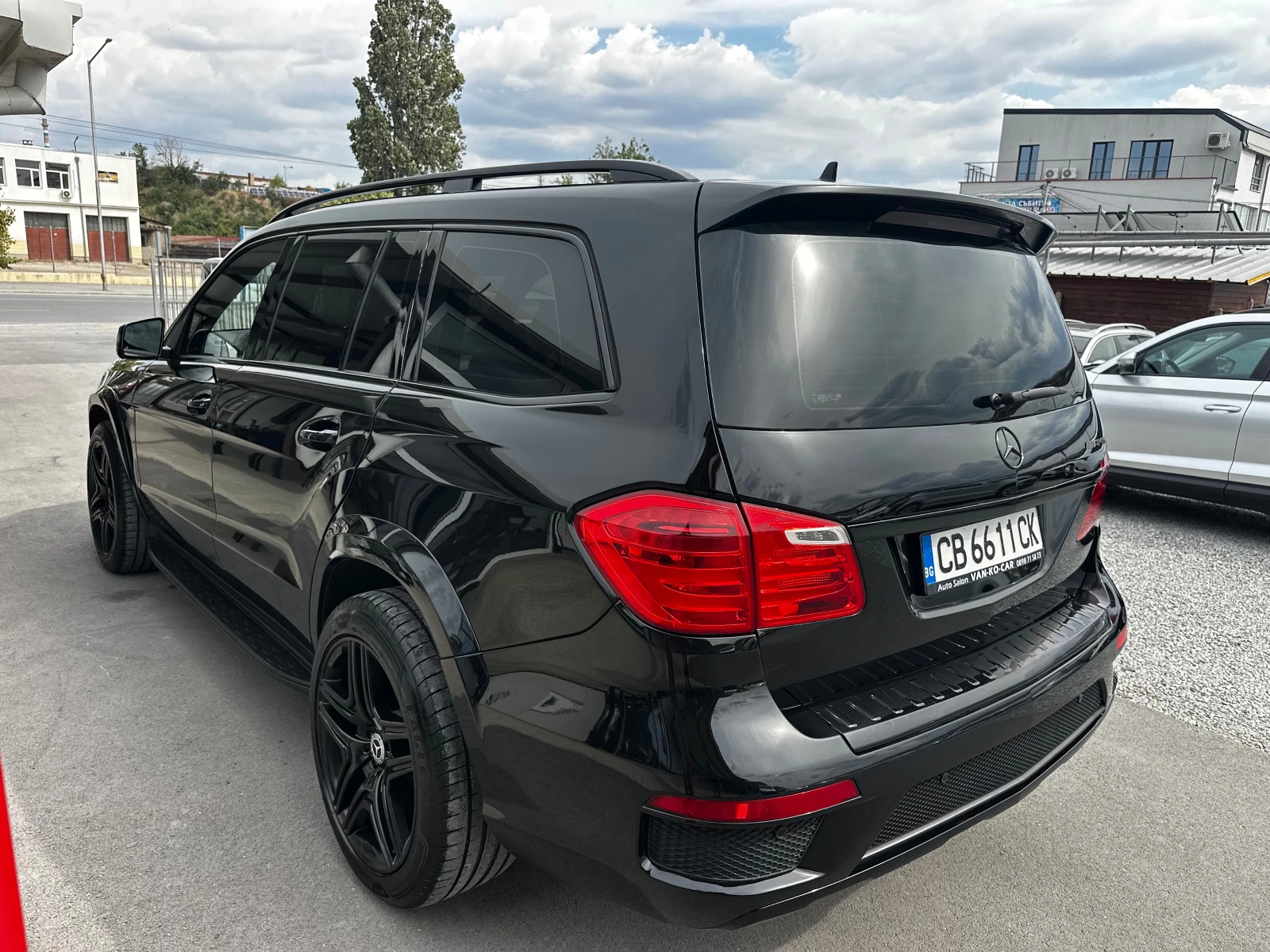 Mercedes-Benz GL 350 CDI 258к.с AMG-line, 7места, снимка 3 - Автомобили и джипове - 56161895