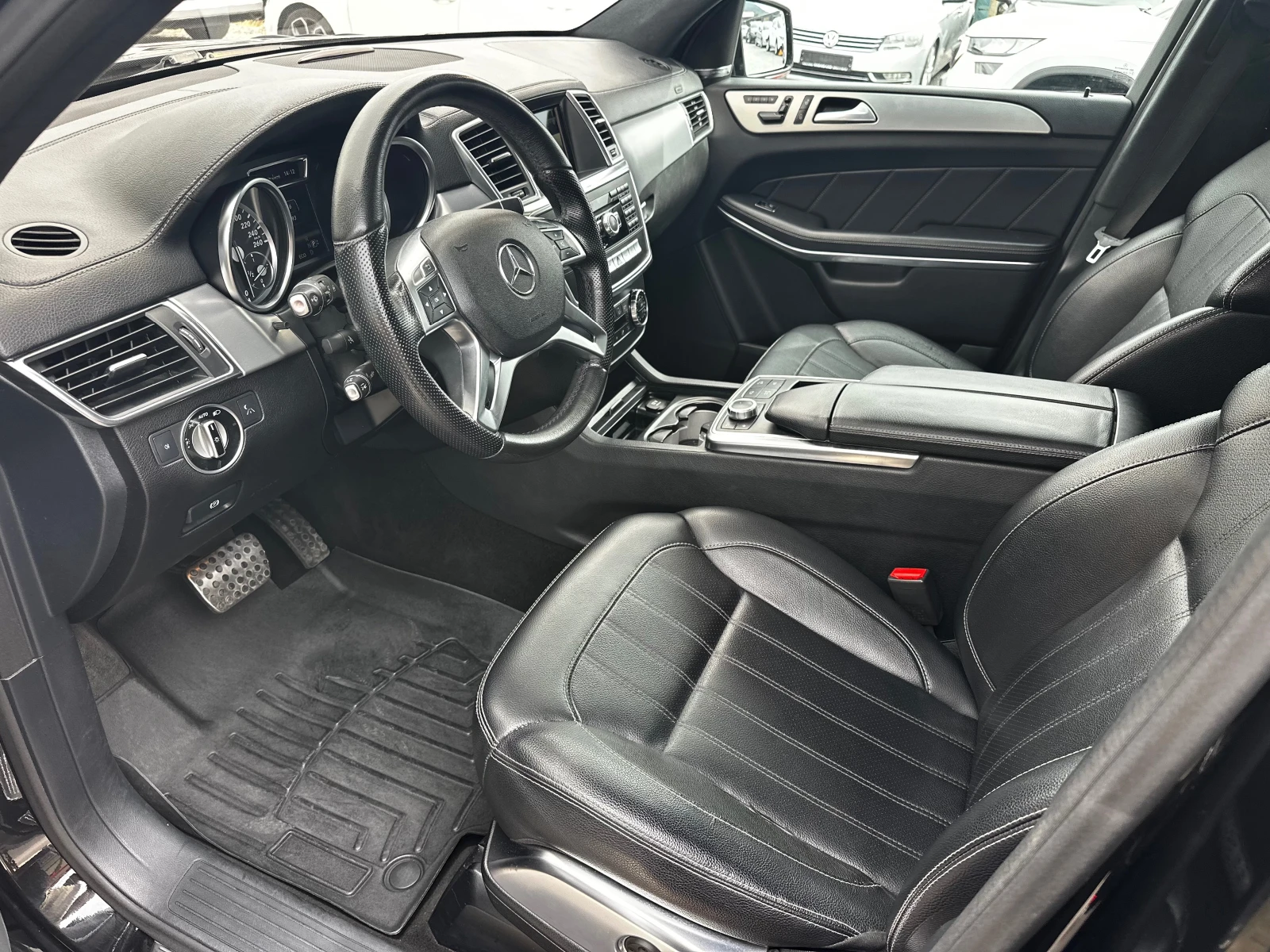 Mercedes-Benz GL 350 CDI 258к.с AMG-line, 7места, снимка 6 - Автомобили и джипове - 56161895