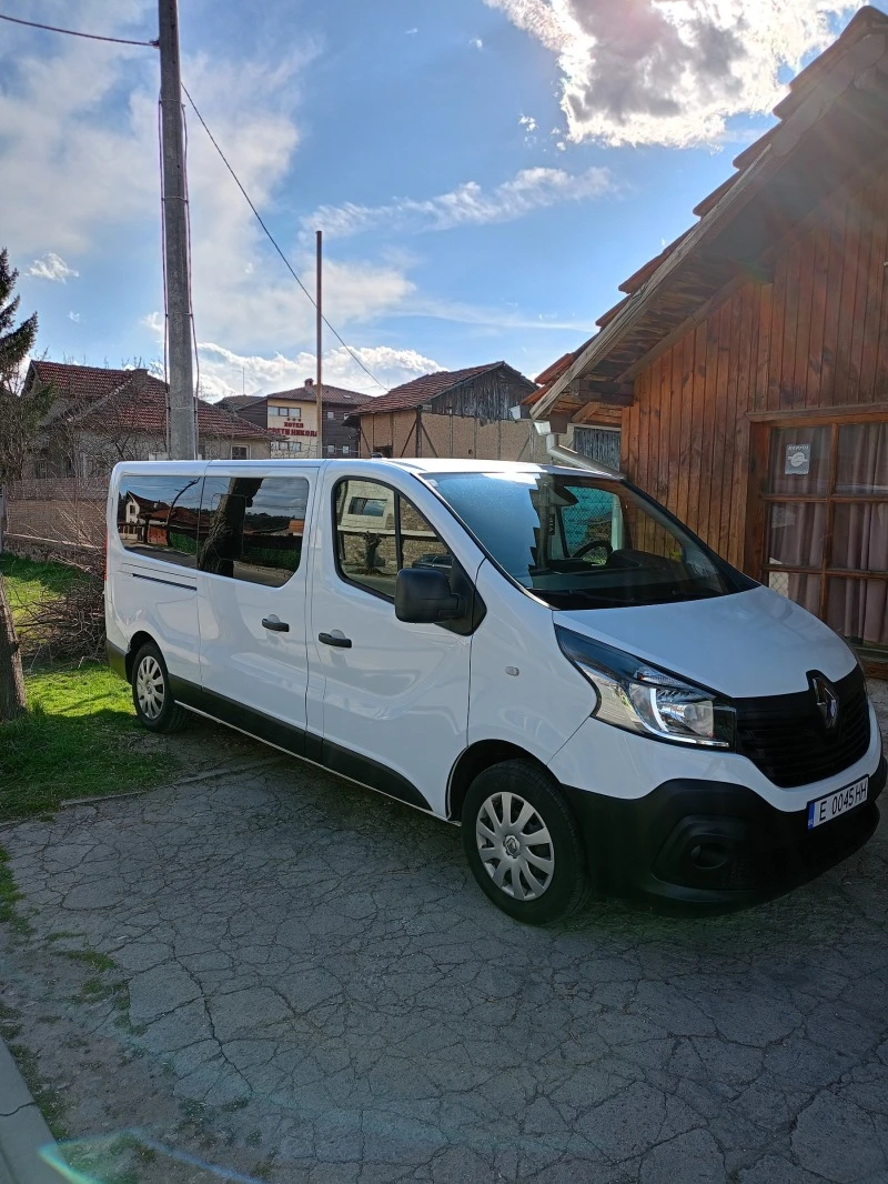 Renault Trafic, снимка 2 - Бусове и автобуси - 47432134