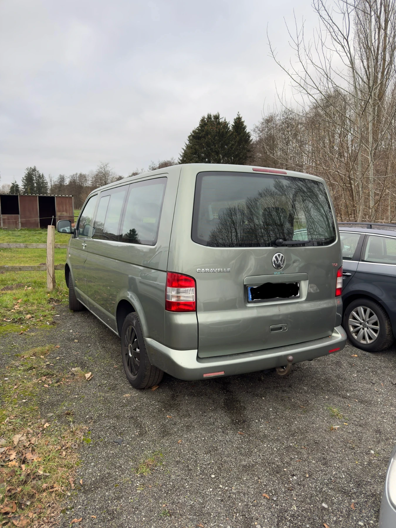 VW T5 CARAVELLE 2.5 TDI 174 К.с DSG - изображение 4