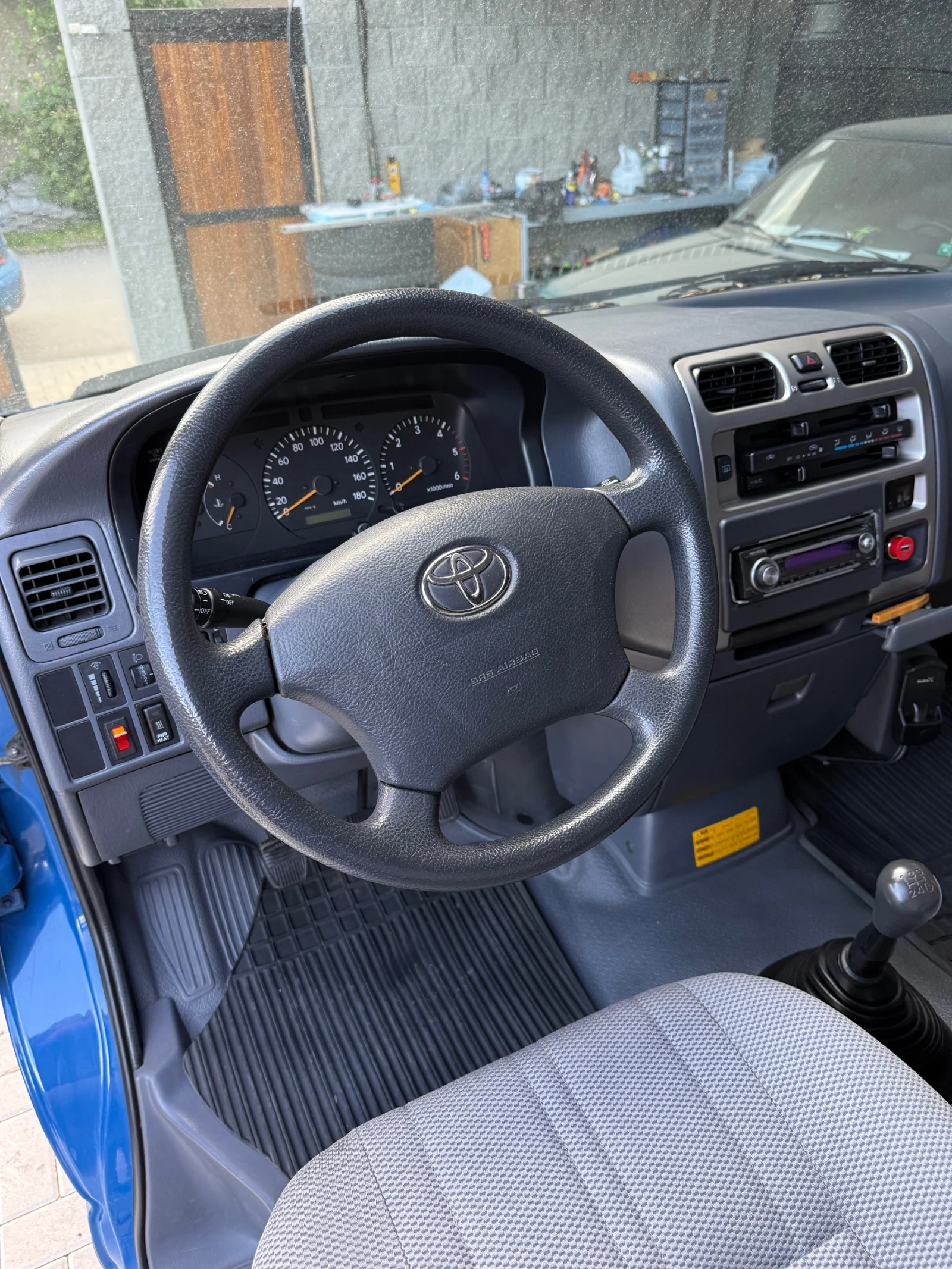 Toyota Hiace 4x4 klima - изображение 6